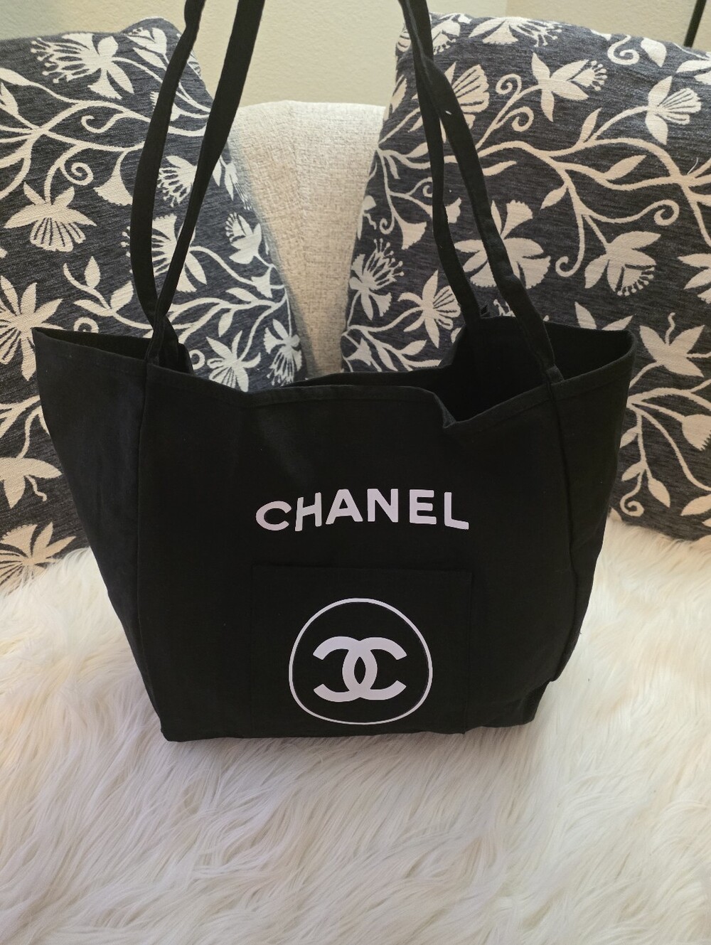 Black Canvas Totebag With White Print - Picture 7 of 7
